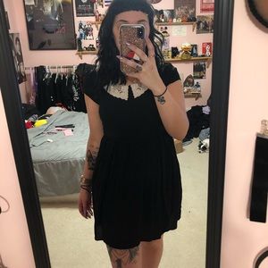 crochet peter pan collar dress